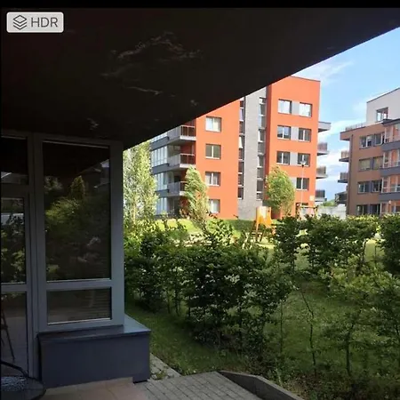 شقة Danes Vingis